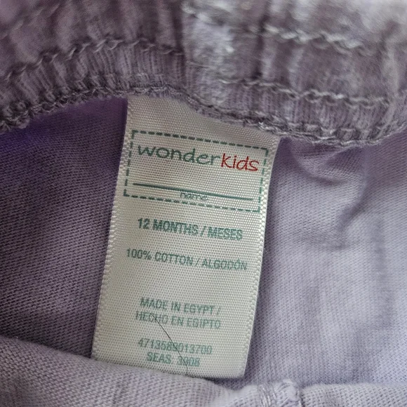 Wonderkids Light Purple Shorts with Floral and Apple Design - Picture 3 of 3